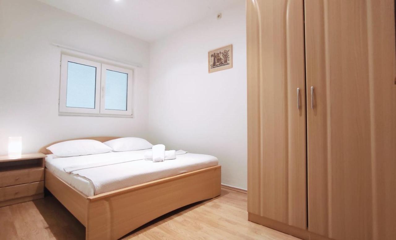 Apartman Sara Baska Voda Exterior photo
