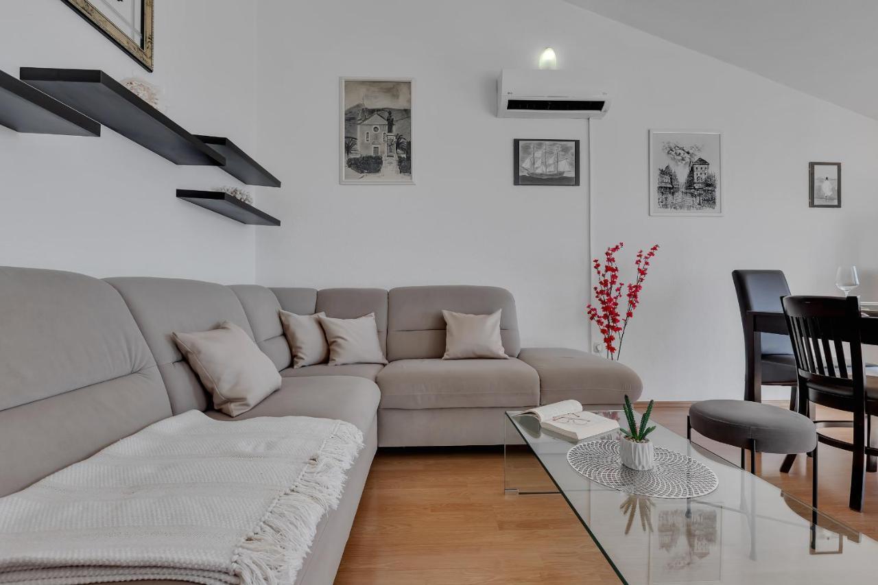 Apartman Sara Baska Voda Exterior photo