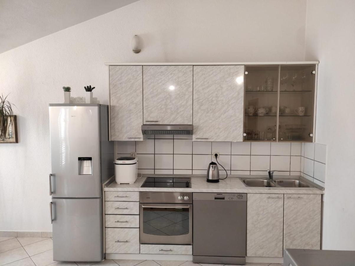 Apartman Sara Baska Voda Exterior photo